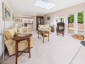 Garden Room- click for photo gallery